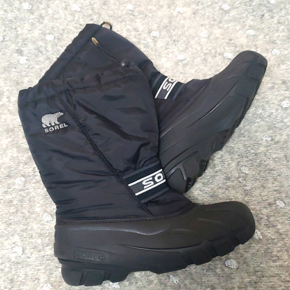 Snow boots